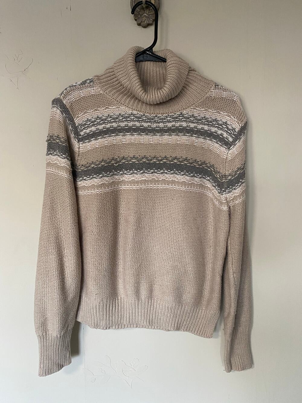 Jun & Ivy Cashmere Blend Beige Gray Striped Turtleneck Sweater Clean Girl M